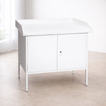 Prebaľovací stolík s uzamykateľnou skrinkou, HOPITAL CHANGING TABLE ZR LOCK