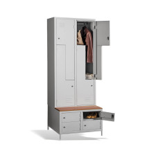 COMFORT H Z4 400 | 4+4-dveřová šatní skříň se Z-kovými dveřmi, zabudovanou lavicí a skříněmi na obuv