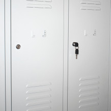 LOCKER CH 2/4 F - čtyřdveřová skříň s krátkými dveřmi